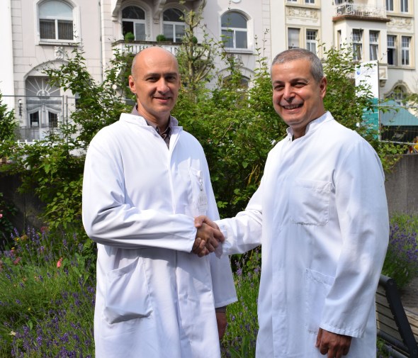Chefärzte doctor-medic Serban und Dr. Eskef: "Hand in Hand für unsere Patienten!"