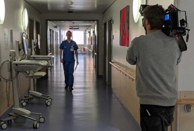 Pilotprojekt gegen Ärztemangel - Während des Drehs 01