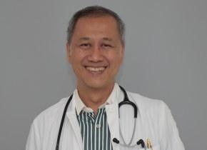 Oberarzt Dr. med. Benny Santosa