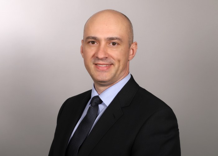 Chefarzt doctor-medic Sorin Serban